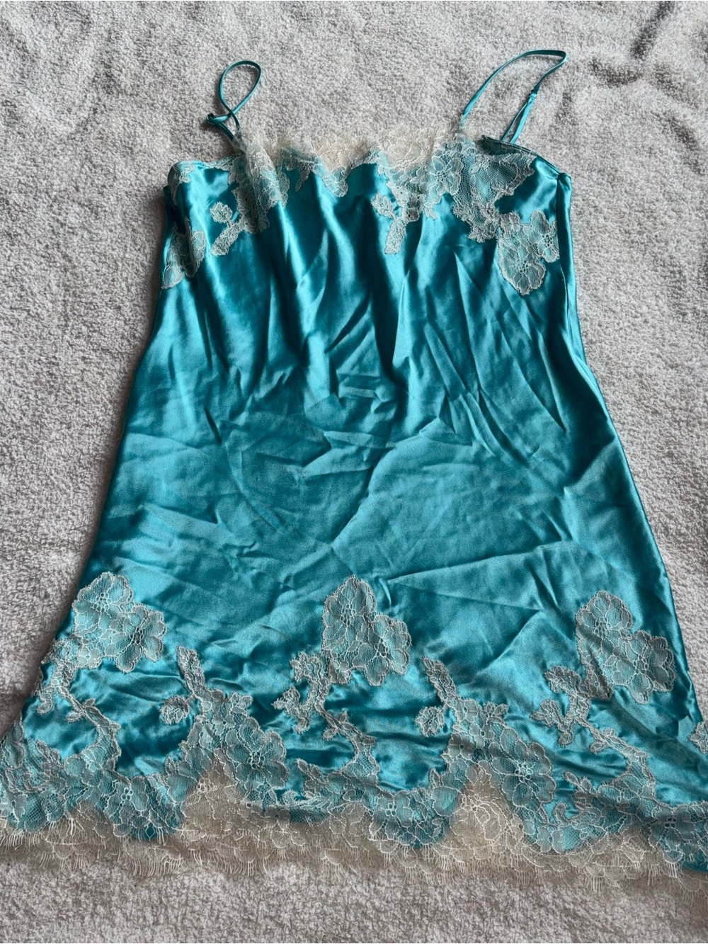 Vintage 2009 Victoria’s Secret slip